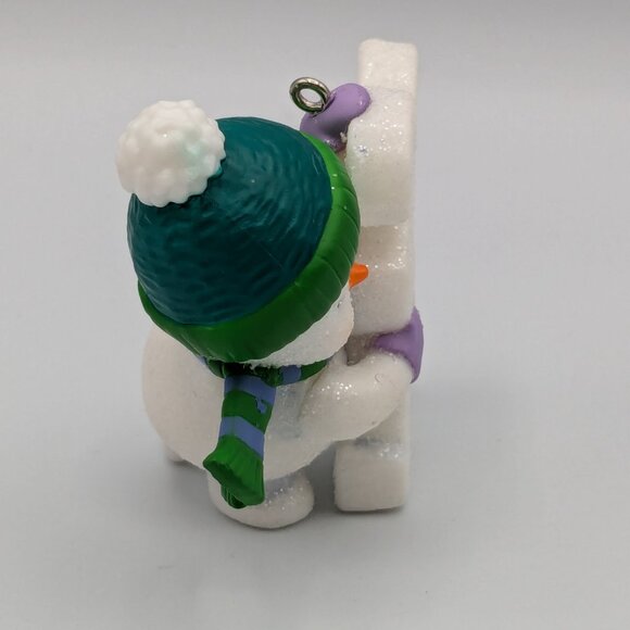 Hallmark Keepsake Frosty Fun Decade 2016, 7th in Frosty Fun Decade Series - Picture 4 of 11